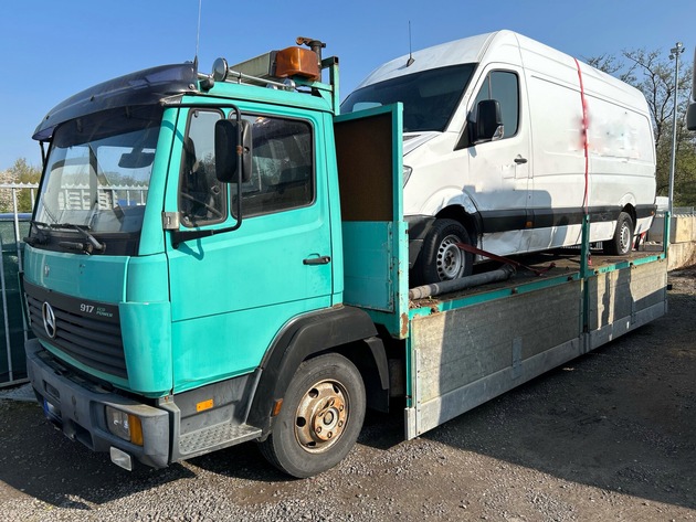 POL-KLE: Geldern - Verkehrskontrolle zur &Uuml;berpr&uuml;fung der Verkehrstauglichkeit: Lkw sichergestellt worden