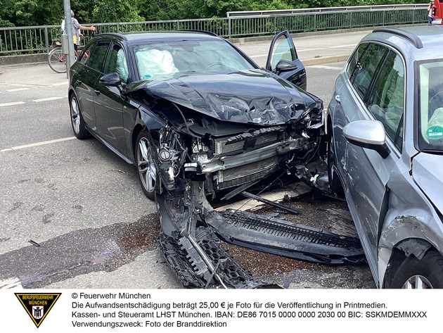 FW-M: Verkehrsunfall mit zwei Verletzten (Fürstenried)