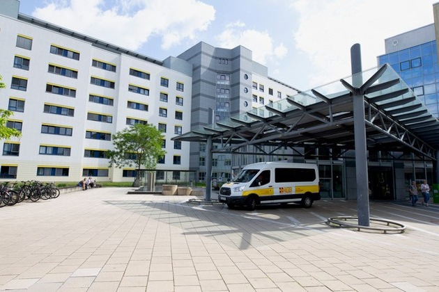 Asklepios Großhandelsgesellschaft beliefert erstmals das RHÖN-Klinikum Frankfurt (Oder)