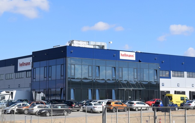 Hellmann Poland opens new warehouse in Strykow