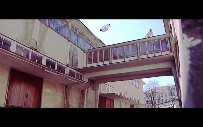 Action in der Schweiz: Parkour-Profis Kevin Fluri und Christian Harmat beleben Areale