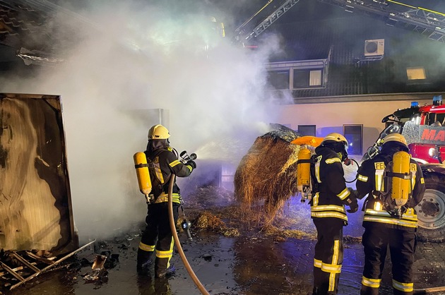 FF Goch: Hoher Sachschaden nach Gebäudebrand