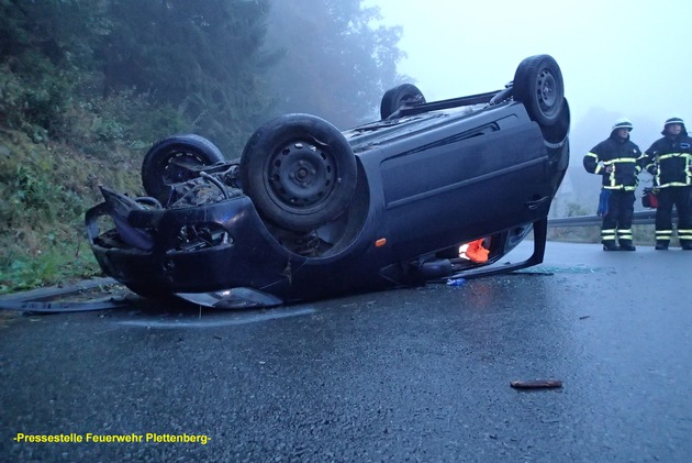 FW-PL: Plettenberg. Zwei Einsätze innerhalb von 45 Minuten. Verkehrsunfall mit einem Verletzten. Schweißanlage in Brand geraten