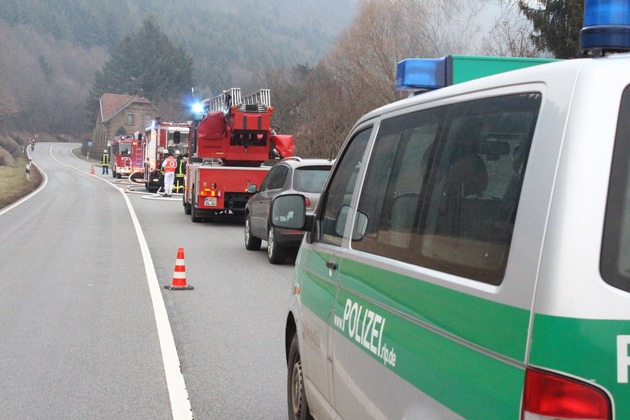 POL-PDKL: Brand eines leerstehenden früheren Wohngebäudes