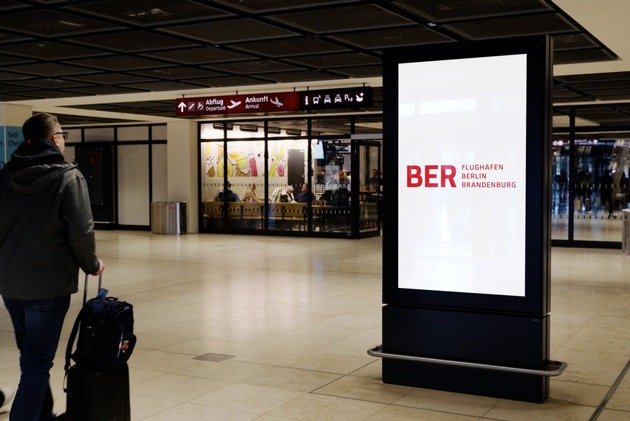 Flughafen Berlin Brandenburg (BER) erweitert programmatisches Angebot von Media Frankfurt