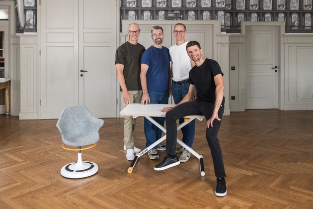 Fußball-Legende Thomas Müller steigt bei poptop ein