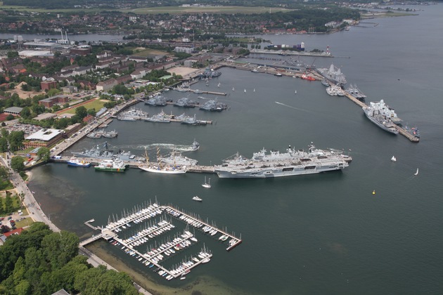 Einmalig vielfältig
Die Marine auf der Kieler Woche