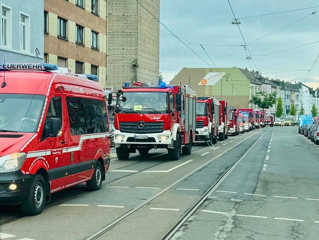 FW Hünxe: Überörtliche Hilfeleistung im Stadtgebiet Krefeld