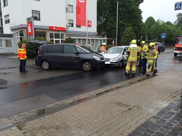 FW-Stolberg: Feuerwehr Stolberg am heutigen Vormittag stark gefordert