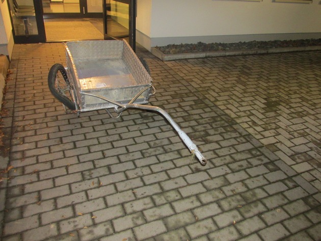 POL-HI: Verkehrsunfallflucht durch vermutlich verletzten Fußgänger nach Verkehrsunfall in Bockenem