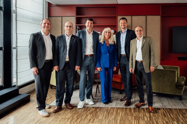 ESACA: mgm technology partners und Fsas Technologies starten Kooperation f&uuml;r souver&auml;ne KI-gest&uuml;tzte Software-Entwicklung