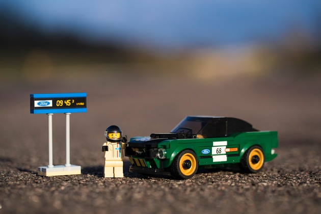 Ford Fiesta WRC Rallye-Auto wird Bestandteil der exklusiven LEGO® Speed Champions-Spielzeugserie (FOTO)