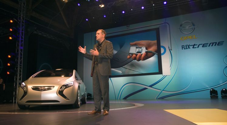 Premiere Opel Flextreme: Dynamisch, vielseitig und weniger als 40 g CO2/km