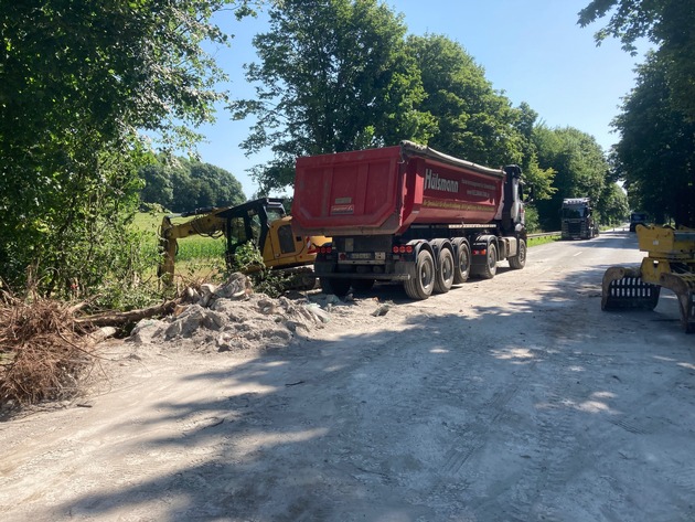 POL-COE: Coesfeld, Billerbeck, B525/Fahrbahn weiterhin gesperrt