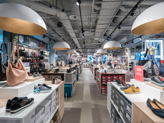 Vögele Shoes eröffnet nach Umbau neuen Store im Center Moos, Gossau