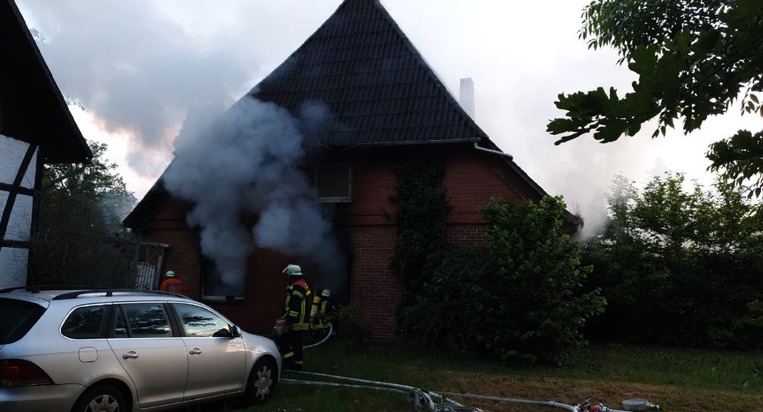 POL-CE: Celle - Brand eines Einfamilienhauses