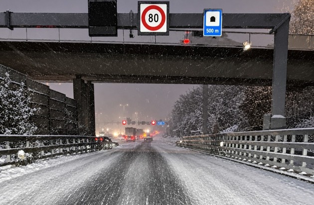 Touring Club Schweiz/Suisse/Svizzero - TCS: Winterreifentest 2026: Grosse Unterschiede bei Sicherheit und Laufleistung