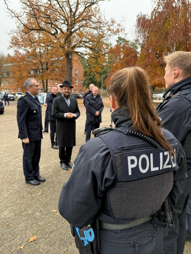 BPOL-AKAD: Jüdisches Leben im Dialog - Rabbiner Yehuda Teichtal zu Gast an der Bundespolizeiakademie