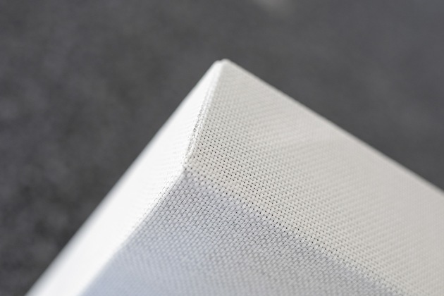 Akustik und Brandschutz harmonisch vereint: Schallabsorber MUTE+® cover in Baustoffklasse A1