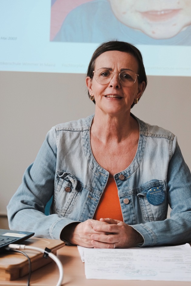 Presse-Meldung Heilpraktiker Schule Wimmer: Erfolgreich in Hypnose ausbilden lassen mit Top-Expertin Jane Uhlig - Start: 24.02.2024