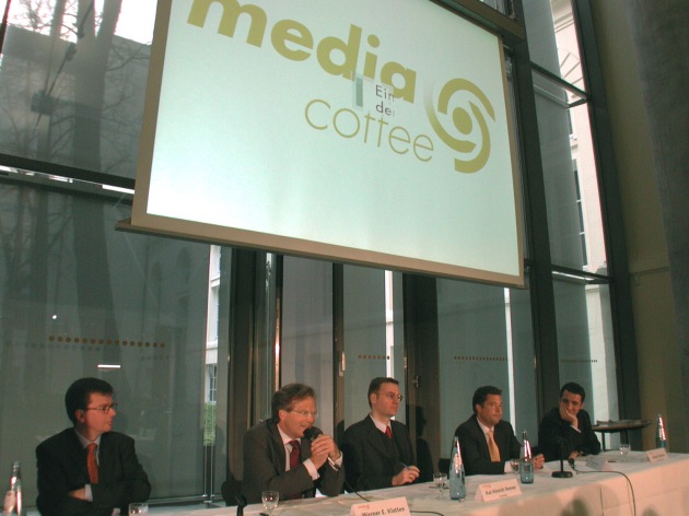 media coffee: Medienhäuser sehen ihr Internet-Engagement weiterhin
optimistisch