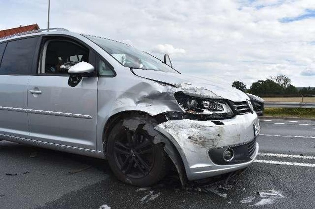 POL-STH: Unfall auf B 65