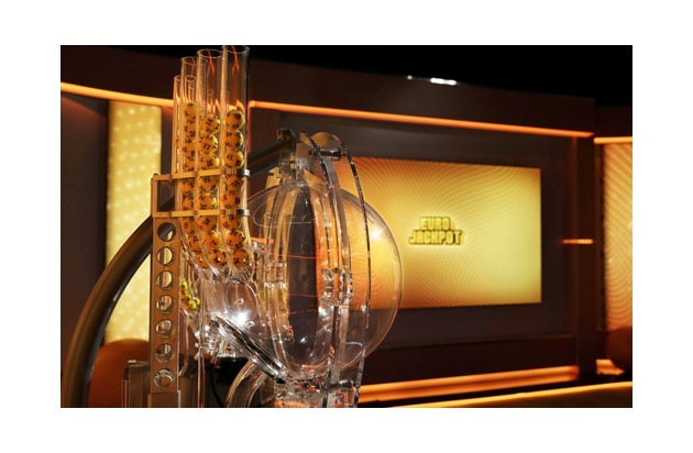 Mit R&uuml;ckenwind ins neue Jahr: Eurojackpot bringt 2025 &uuml;ber 1,2 Millionen Gewinne nach Sachsen | Neuer Spielschein mit Rabatt