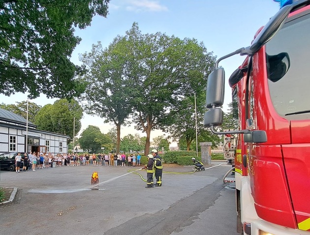 FF Olsberg: Löschzug Bigge-Olsberg bei &quot;Wetten dass...&quot; &quot;light&quot;