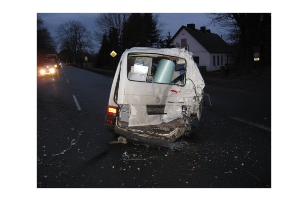 POL-WL: Stelle - Verkehrsunfall ++ Buchholz - Geschwindigkeitsüberwachung -