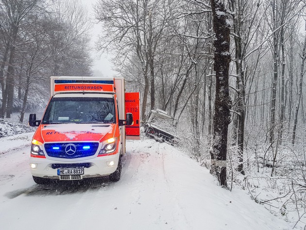 FW-Heiligenhaus: Tödlicher LKW-Unfall auf der Ruhrstraße (Meldung 29/2017)