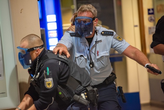 BPOLD-H: Gemeinsame Abschlusspressemitteilung: 
Bundespolizei und Polizei Bremen trainieren Terrorlagen im Bremer Hauptbahnhof