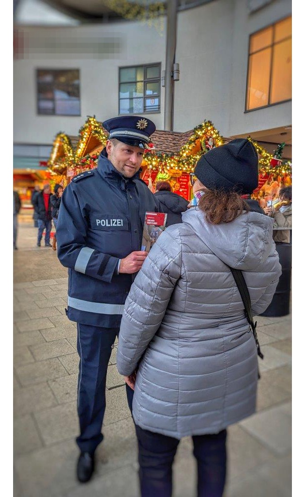 POL-MTK: Sichere Vorweihnachtszeit - polizeiliche Prävention im MTK