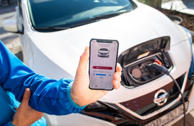 ADAC fordert Kostentransparenz bei Fahrzeugapps Smartphone-Apps bieten viele Zusatzfunktionen Vor