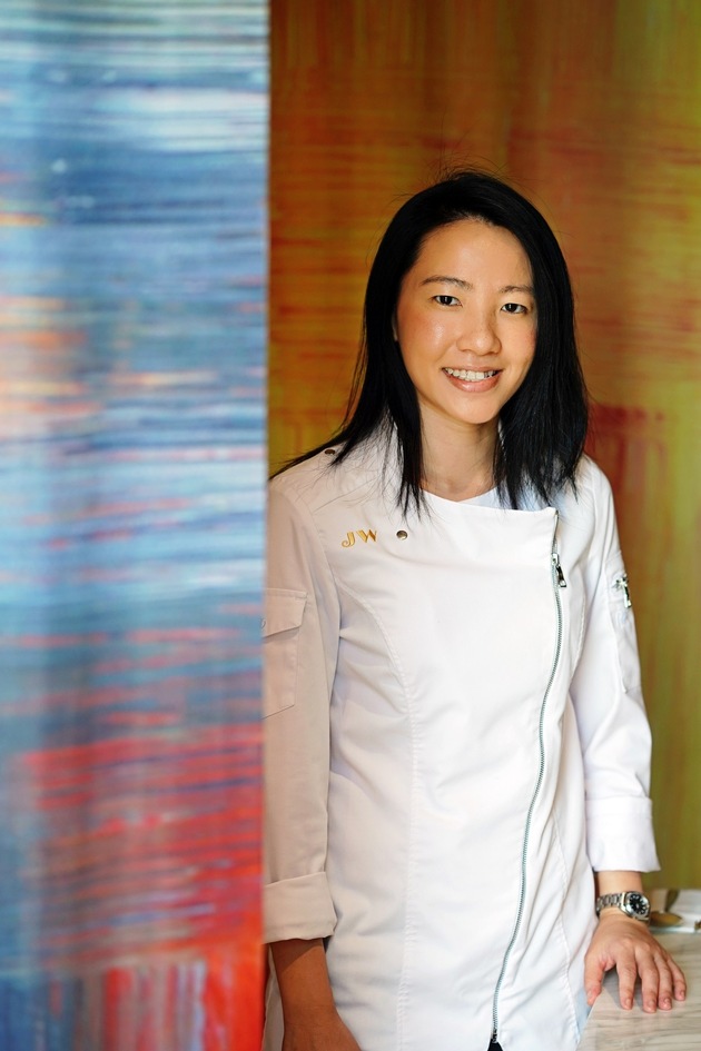 The Ritz-Carlton Maldives begrüßt die kulinarische Künstlerin Janice Wong aus Singapur