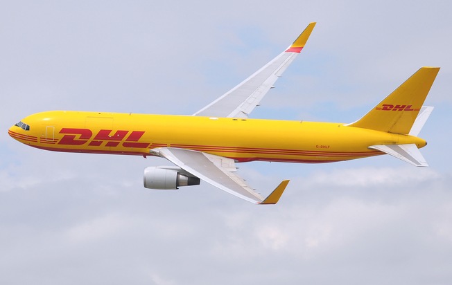 PM: DHL Express erweitert Flugzeug-Flotte mit umgerüsteten Boeing 767-300 Frachtmaschinen / PR: DHL Express increases fleet capacity with converted Boeing 767-300 Freighters
