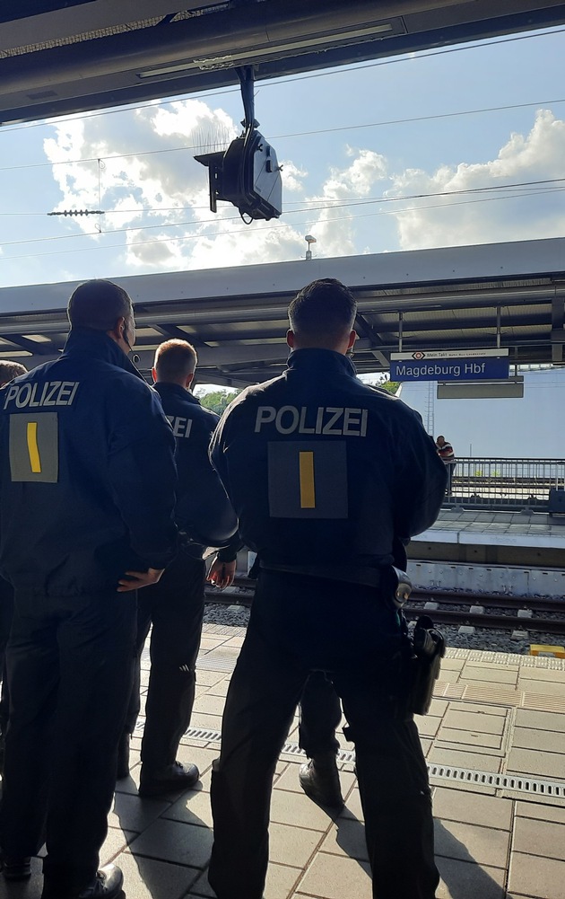 BPOLI MD: Die Bundespolizeiinspektion Magdeburg informiert zum Fußballspiel des 1. FC