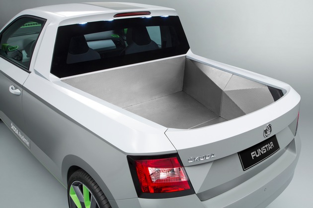 &apos;AzubiCar&apos; mit Spaßfaktor: Der Pickup SKODA FUNstar (FOTO)