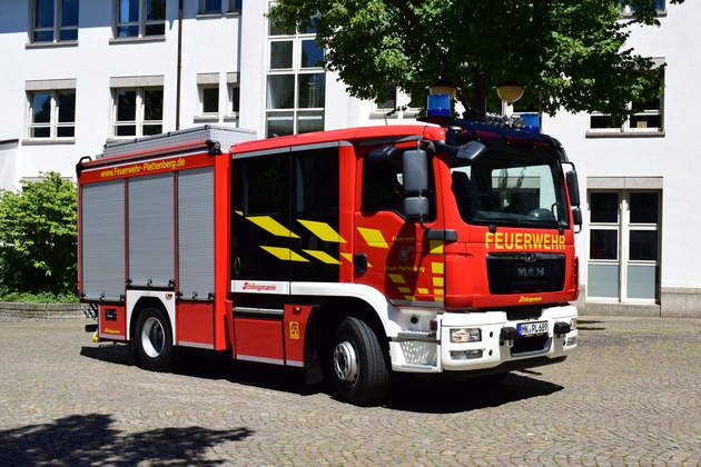 FW-PL: Plettenberger Feuerwehr erhält neues &quot;Mittleres Löschfahrzeug (MLF) für die Löschgruppe Stadtmitte