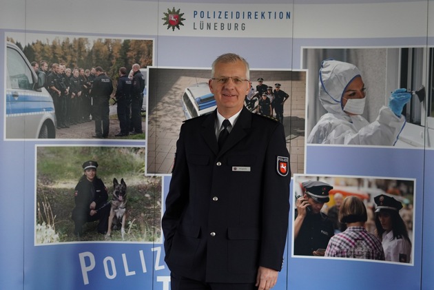 POL-ROW: ++ Wechsel an der Spitze der Polizei im Landkreis Rotenburg (Wümme) - Dieter Klingforth übernimmt Leitung der Polizeiinspektion ++