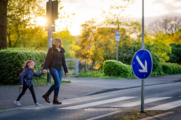 Schulstart in Hessen / Viele Erstklässler starten ins neue Schuljahr