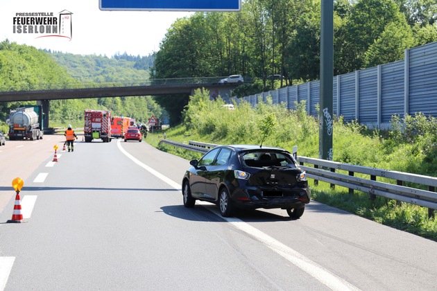 FW-MK: Verkehrsunfall auf der Autobahn 46