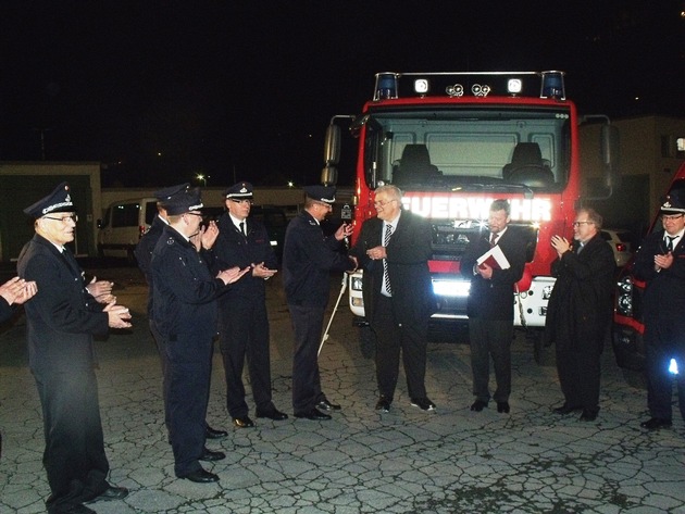 FW-AR: Zwei neue Einsatzfahrzeuge für die Arnsberger Feuerwehr