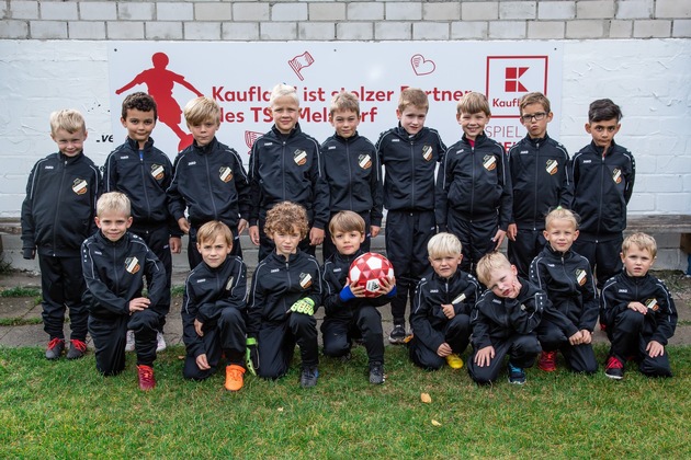 Sportliches Engagement: Kaufland fördert Fußballjugend in der Region Nord