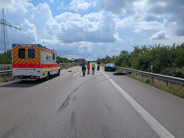 POL-PDLD: Landau/BAB65 - 4 Leichtverletzte und hoher Sachschaden