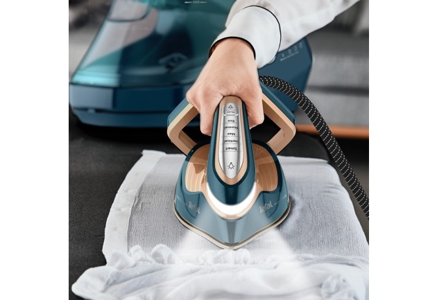 Tefal Pro Express Vision Max: Professionelle Ergebnisse mit der leistungsst&auml;rksten Dampfb&uuml;gelstation