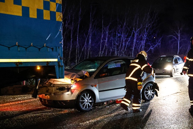 FW-MK: Glatteis f&uuml;hrt zu mehreren Verkehrsunf&auml;llen auf der Autobahn