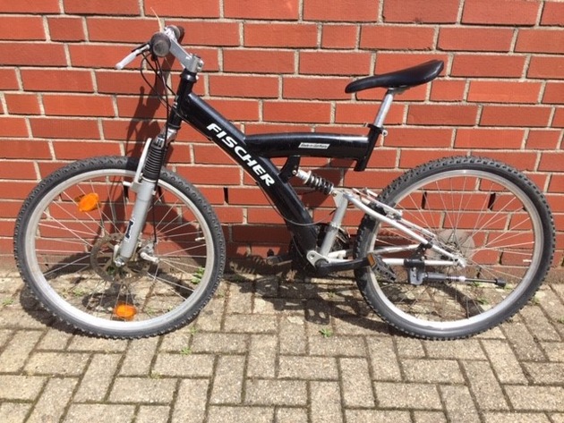 POL-NE: Polizei stellt mutmaßlich gestohlene Fahrräder sicher - Eigentümer gesucht
