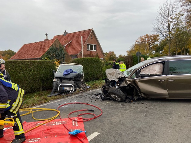 POL-STD: Vier Verletzte bei Frontalzusammenstoß auf der Landesstraße 123 in der Gemarkung Horneburg