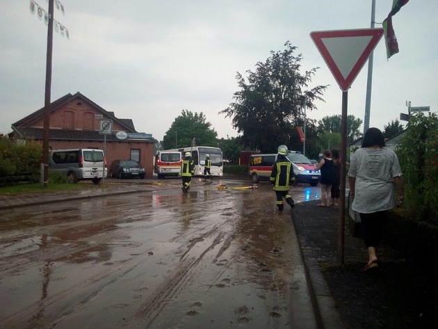 FW Lügde: Unwettereinsatz in Sabbenhausen