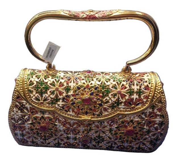 POL-F: 260312 - 0341 Frankfurt - Altstadt: Juweliereinbrecher erbeutet Goldschmuck - Zeugenaufruf